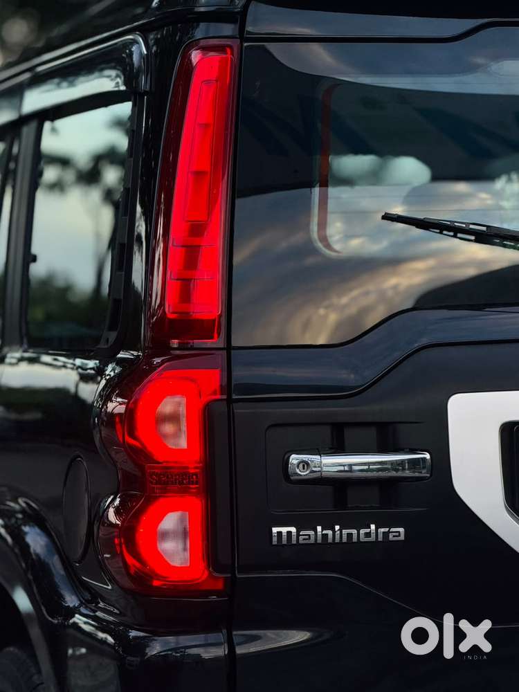 Mahindra Scorpio S10, 2015, Diesel
