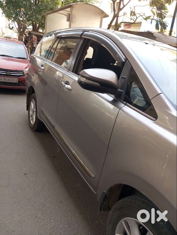 2016 Toyota Innova Crysta 2.4 V Diesel 1st Ownerexcellent Condition