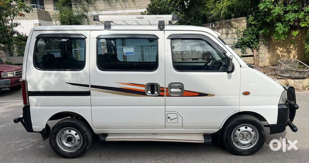 Maruti Suzuki Eeco 1.2 7 Str Std(o), 2022, Petrol
