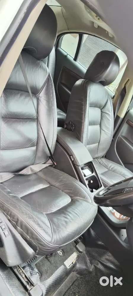 Volvo S80 3.2  2009 Petrol 117000 Km Driven
