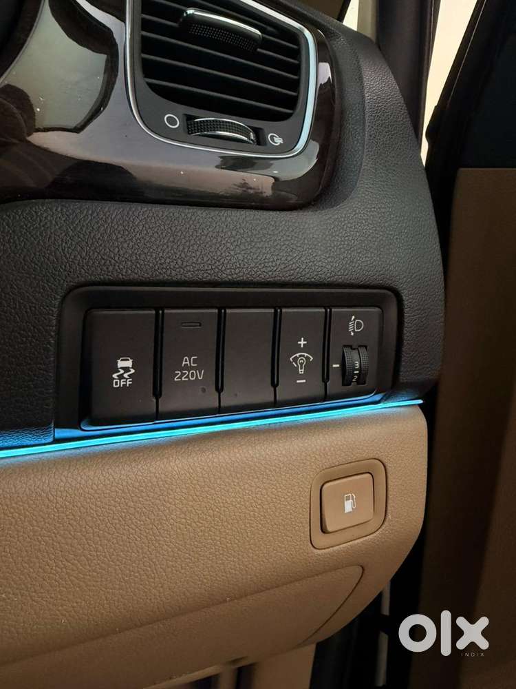 Kia Carnival Limousine Plus 7 Str, 2022, Diesel