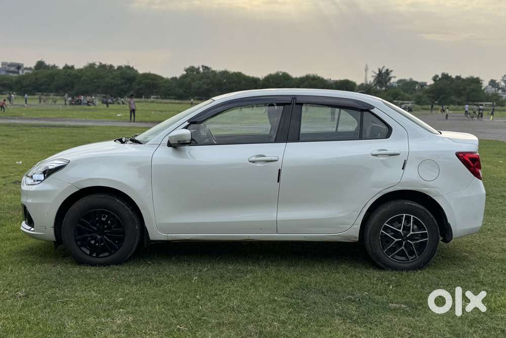Maruti Suzuki Swift Dzire 1.2 Vxi Bsiv, 2022, Petrol