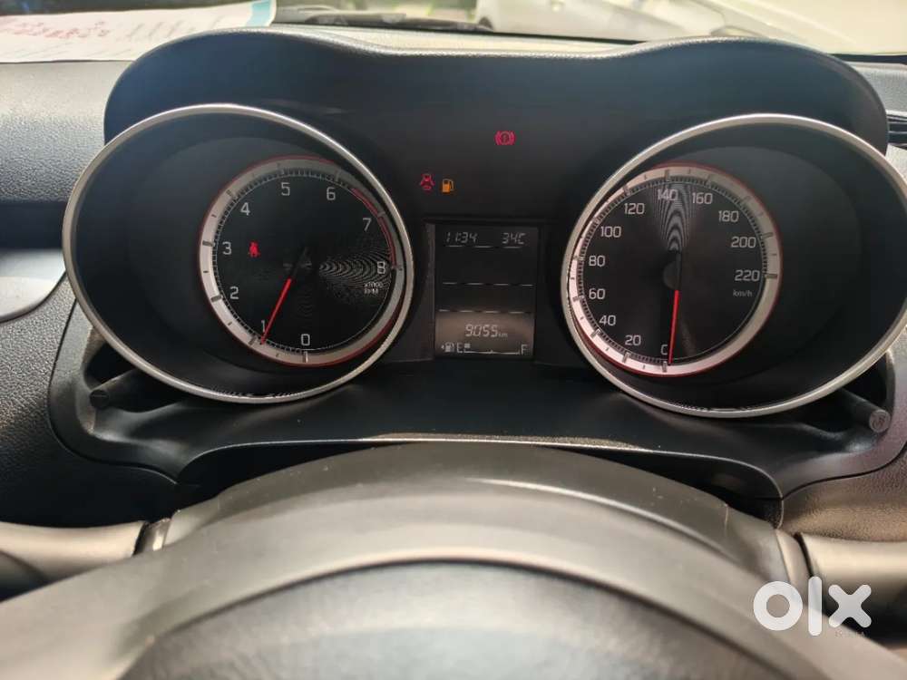 Maruti Suzuki Swift 1.3 Zxi, 2023, Petrol
