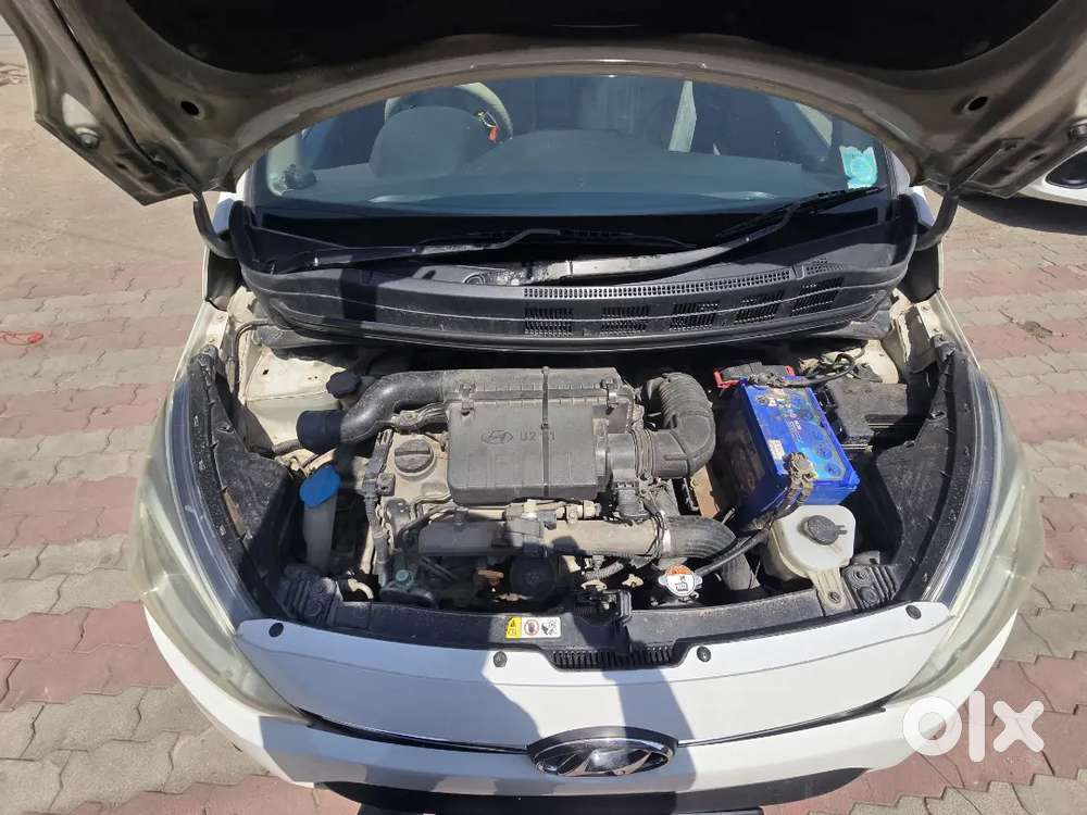 Hyundai Xcent Diesel 2016 Variant