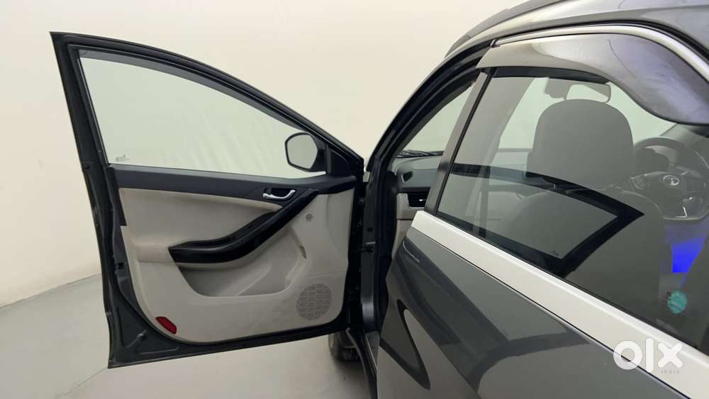 Tata Nexon 1.5 Revotorq Xz Plus (s), 2023, Diesel