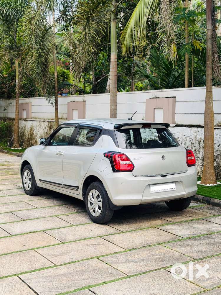 Maruti Suzuki Swift Vxi Optional, 2023, Petrol