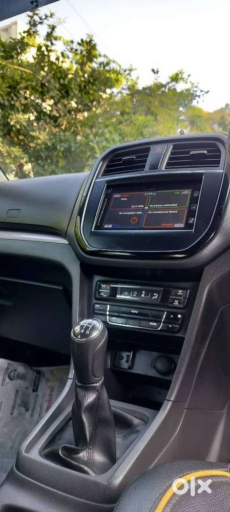 Maruti Suzuki Brezza Zdi+ Dual Tone, 2016, Diesel