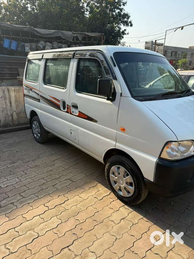 Maruti Suzuki Eeco 2022 Cng & Hybrids 6000 Km Driven