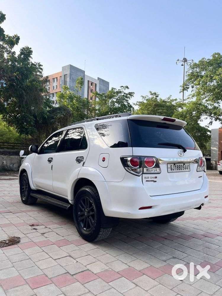 Toyota Fortuner 4x4 At, 2015, Diesel