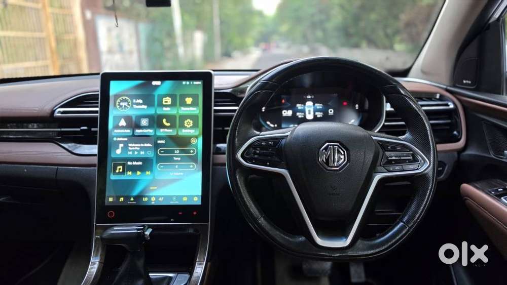 Mg Hector Plus Savvy Pro 1.5 Turbo Petrol Cvt 7 Str, 2023, Petrol
