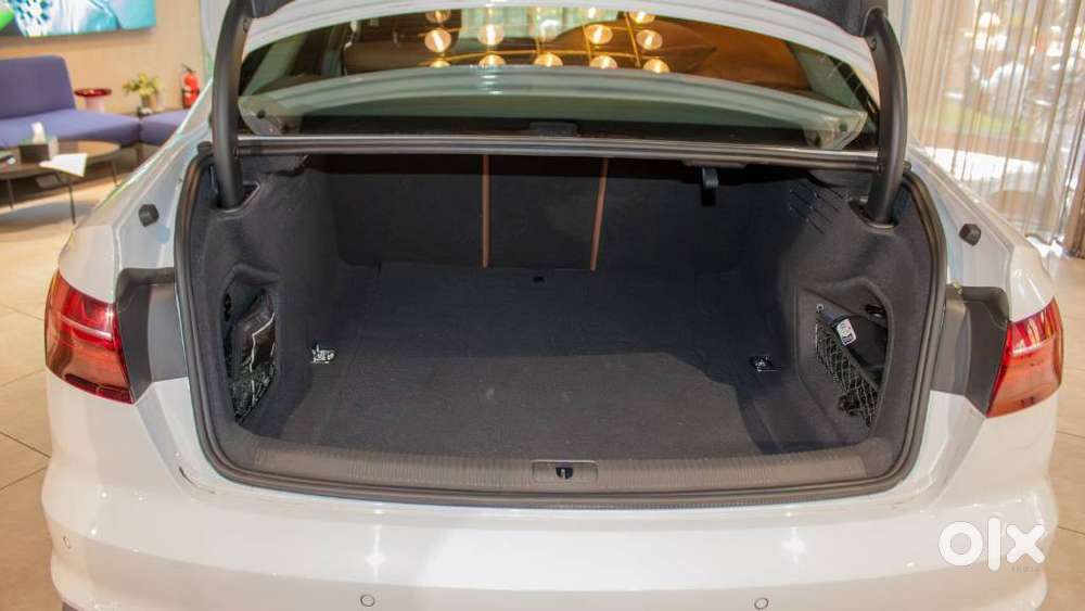 Audi A4 2.0 Premium Plus 40 Tfsi, 2024, Petrol