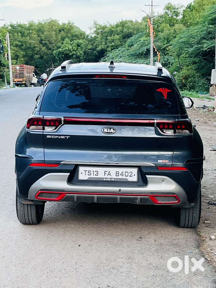 Kia Sonet, 2021, Petrol