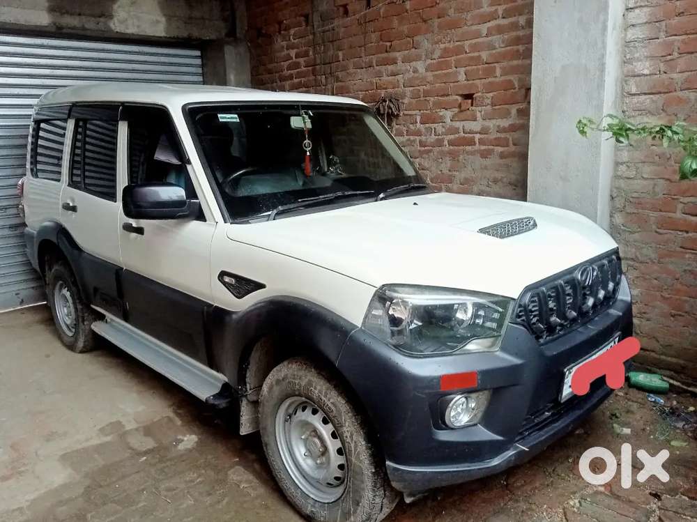 Mahindra Scorpio 2.2 S3 Manual Diesel 556