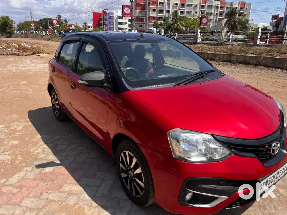 Toyota Etios Liva Vx Dual Tone, 2019, Petrol