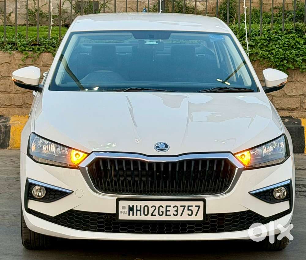 Skoda Slavia 1.0 Ambition Tsi At, 2024, Petrol