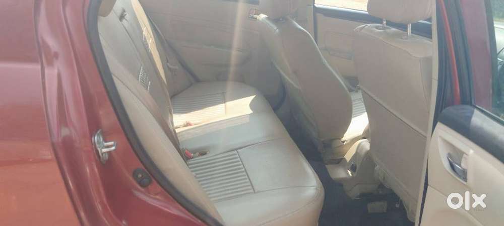 Maruti Suzuki Dzire 1.2 Zxi, 2016, Petrol