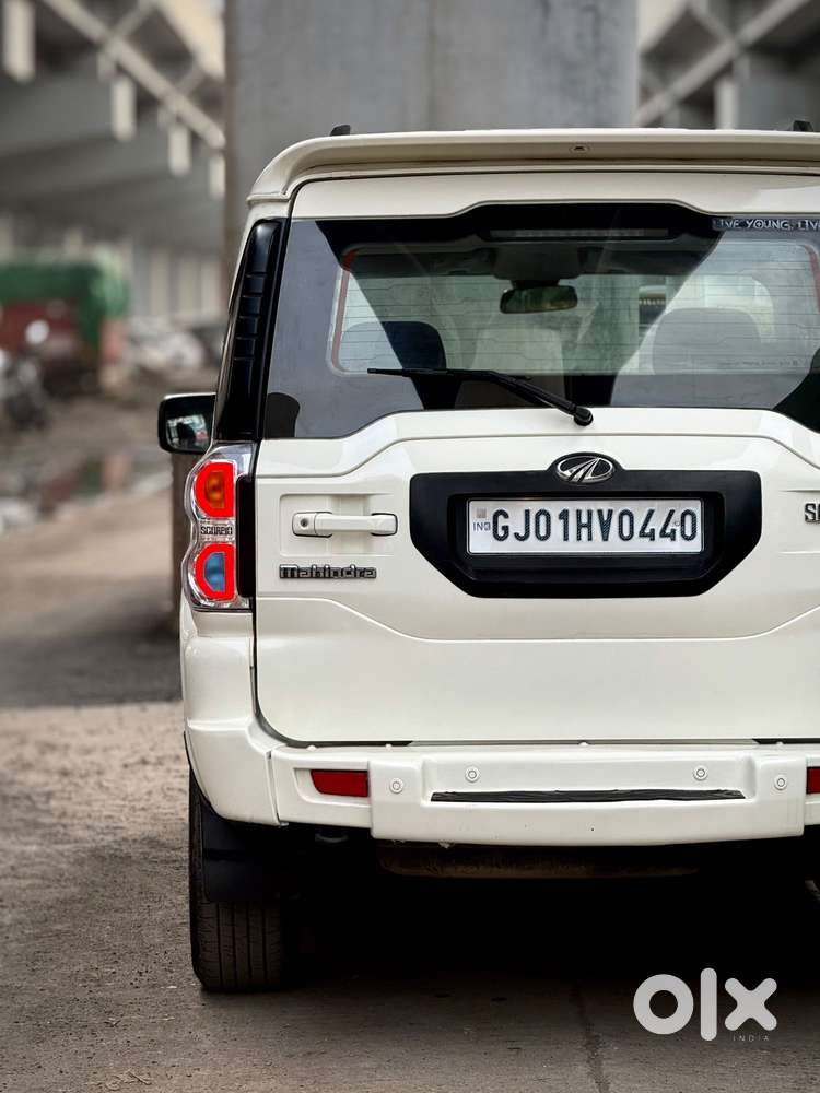 Mahindra Scorpio S10, 2017, Diesel
