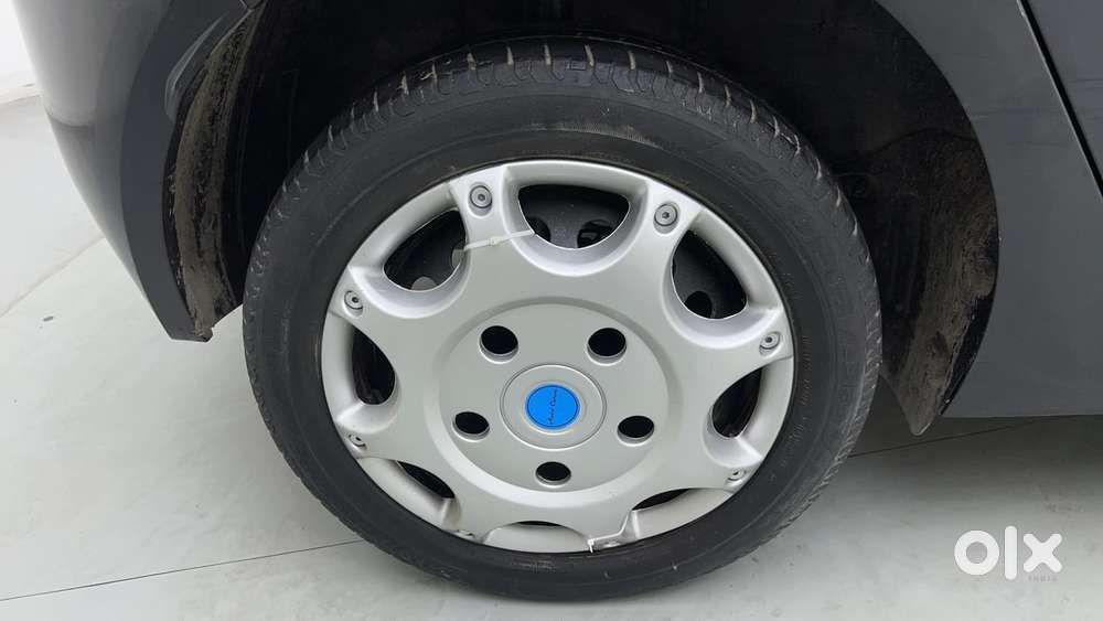 Tata Altroz 1.2 Xm Plus, 2020, Petrol