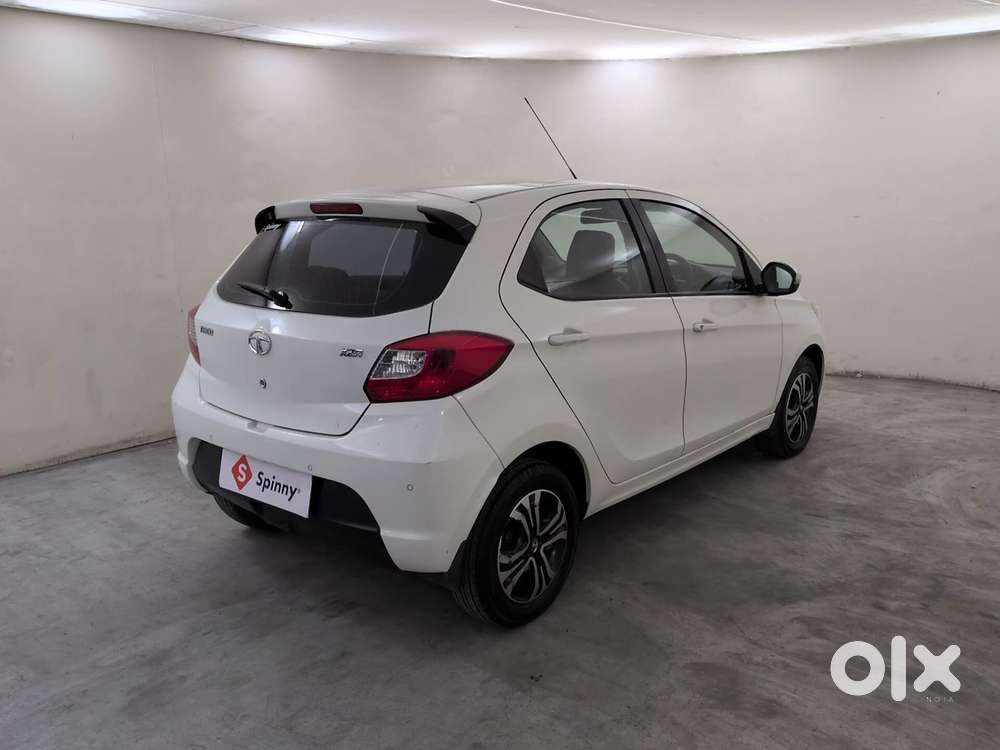 Tata Tiago Xza, 2018, Petrol
