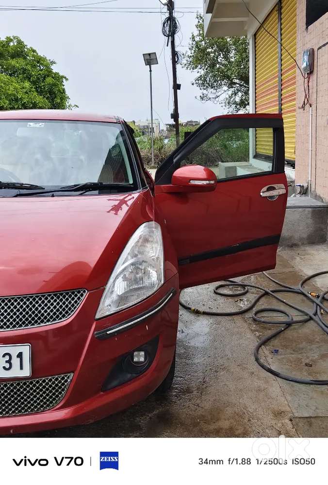 Maruti Suzuki Swift 2012 Petrol 104860 Km Driven