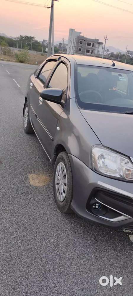 Toyota Etios 2016 Diesel Well Maintained