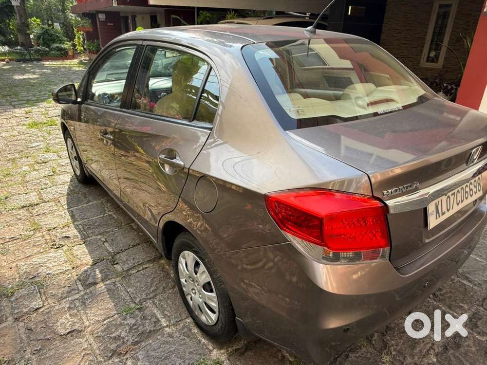 Honda Amaze 2015 Petrol 7800 Km Driven