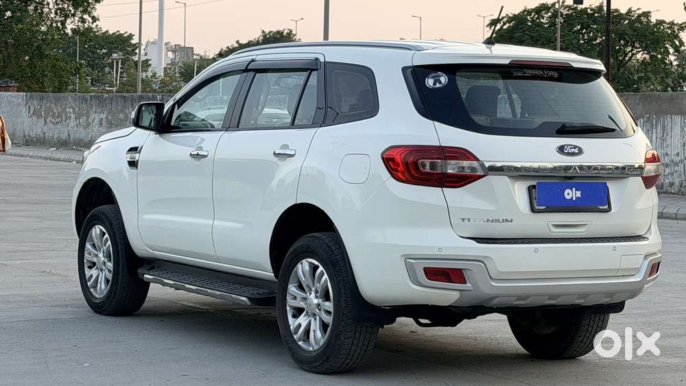 Ford Endeavour 2.2 Titanium 4x2 Mt, 2017, Diesel