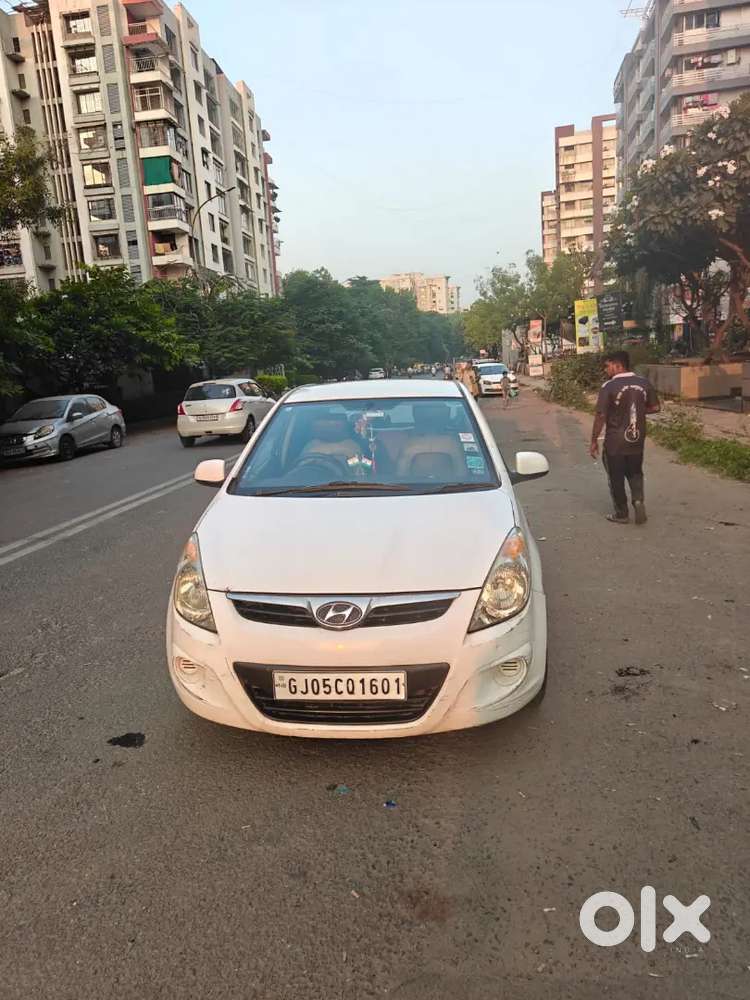 Hyundai I20 Magna 2011 Car