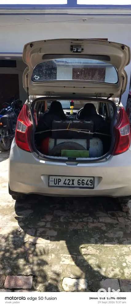 गाड़ी एकदम मस्त कंडीशन में है Ac फुल चिल करता है Petrol+cng संपर्क करे