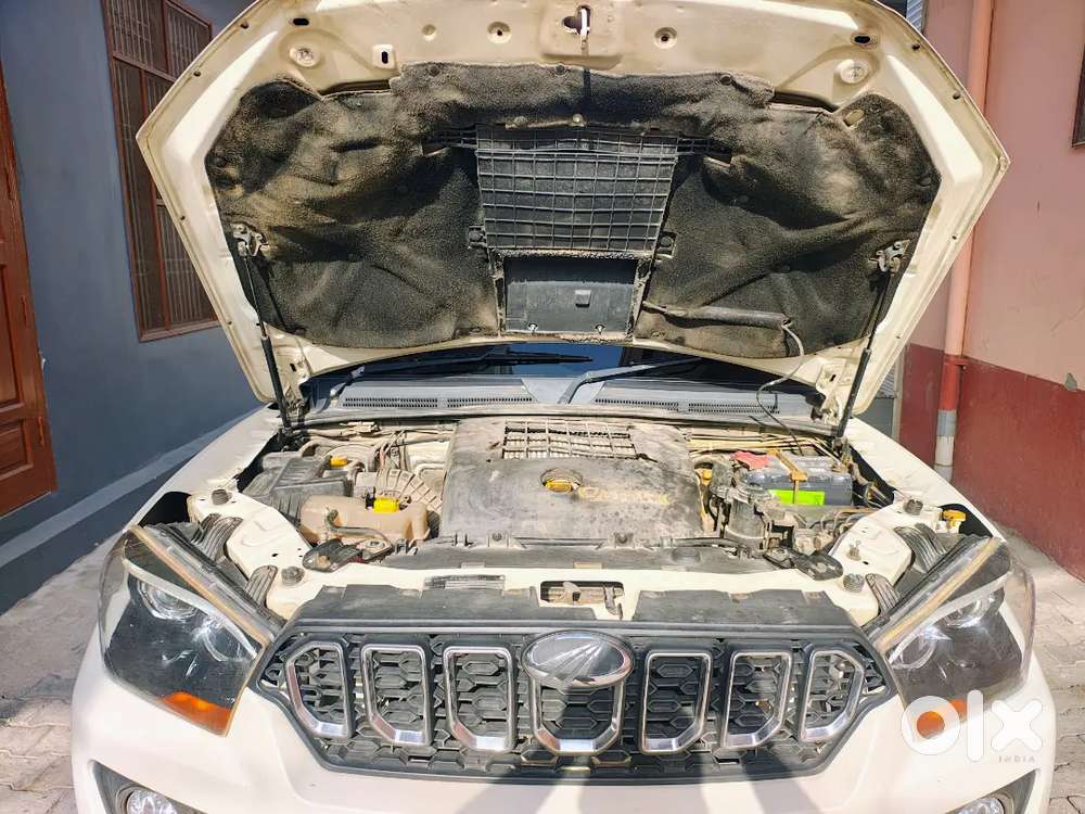 Mahindra Scorpio S10 Amt
