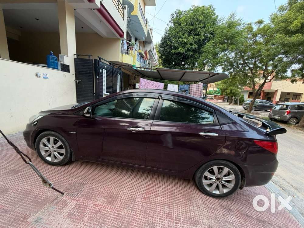 Hyundai Fluidic Verna 2013