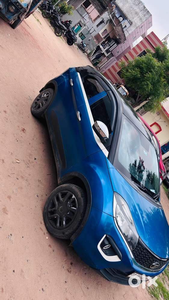 Tata Nexon Petrol 2018