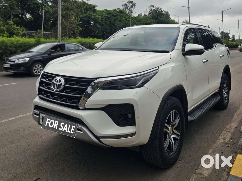 Toyota Fortuner 4x2 At 2.7 Petrol, 2022, Petrol