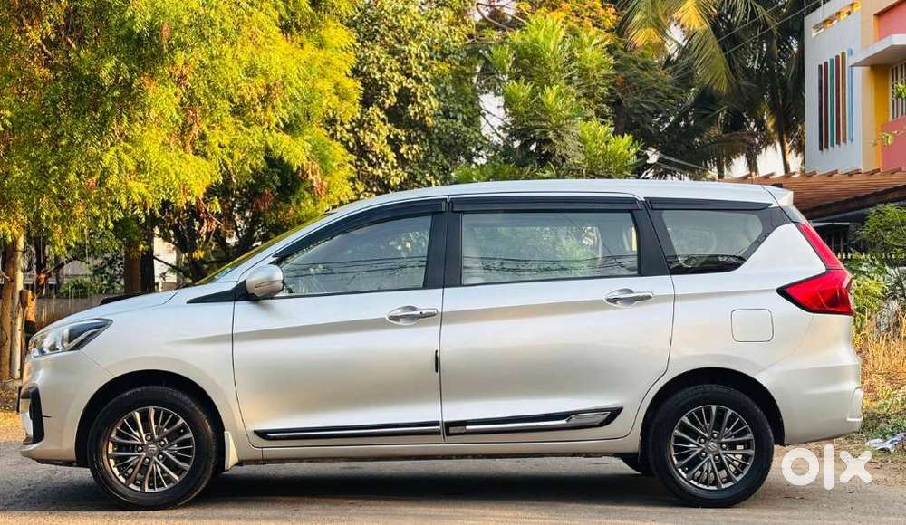 Maruti Suzuki Ertiga Zxi Shvs, 2019, Petrol