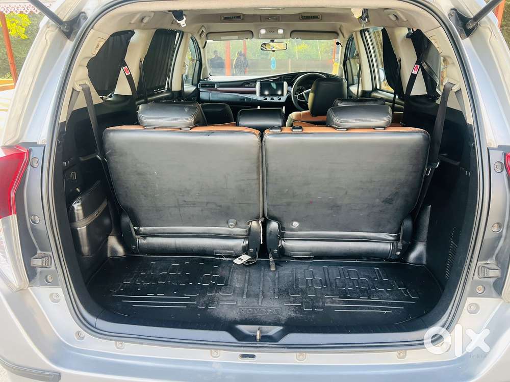 Toyota Innova Crysta 2.4 G Plus Mt 8s, 2017, Diesel
