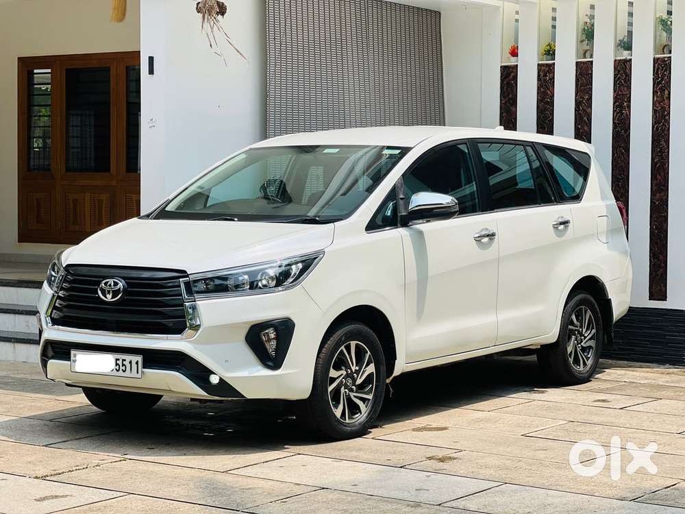 Toyota Innova Crysta 2.4 V 7 Str, 2022, Diesel