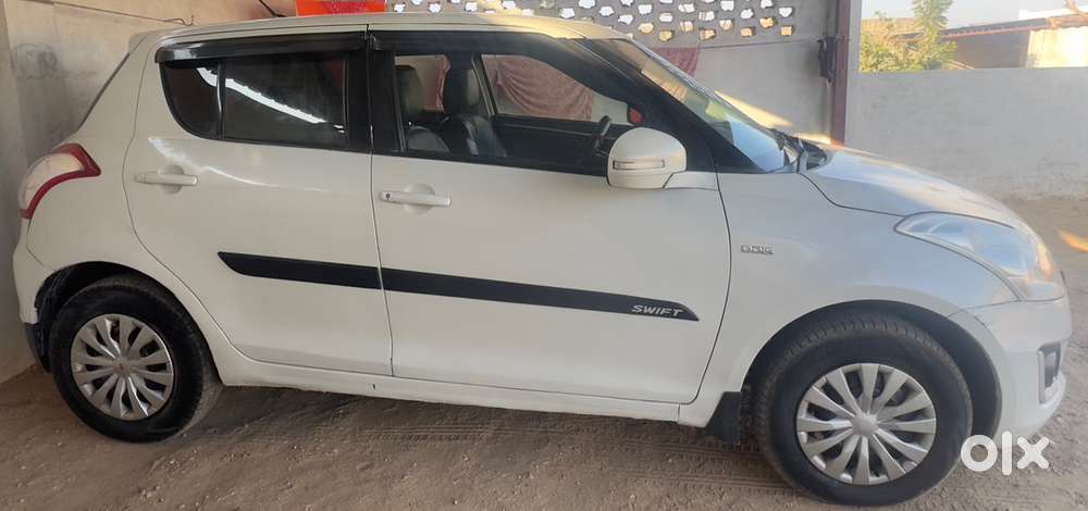 Maruti Suzuki Swift 2015 Diesel Well Maintained