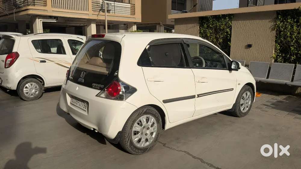 Honda Brio 2012 Petrol & Cng 95000 Km Driven