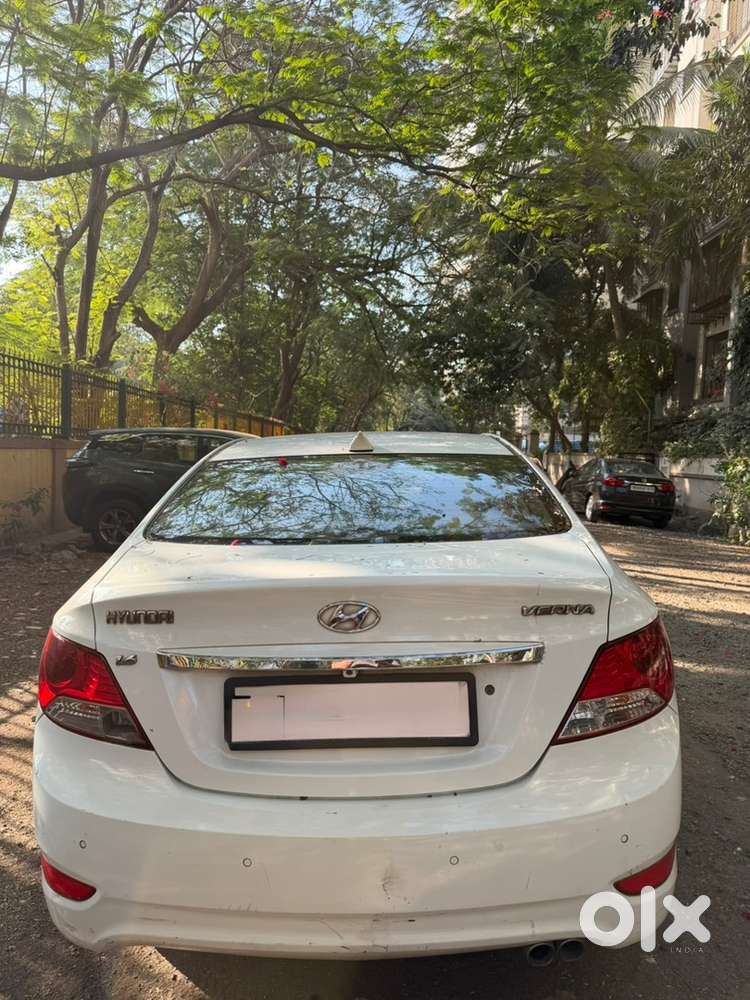 Hyundai Verna Fluidic Petrol 1.6 Vtvt Sx (2012)