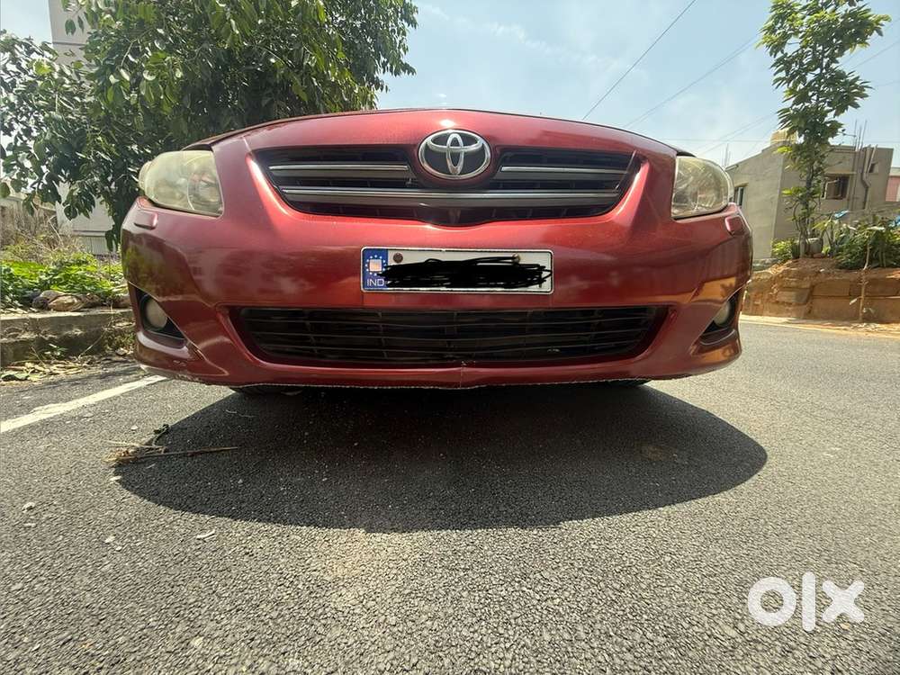 Toyota Corolla Altis 1.8 J At Petrol (2009)
