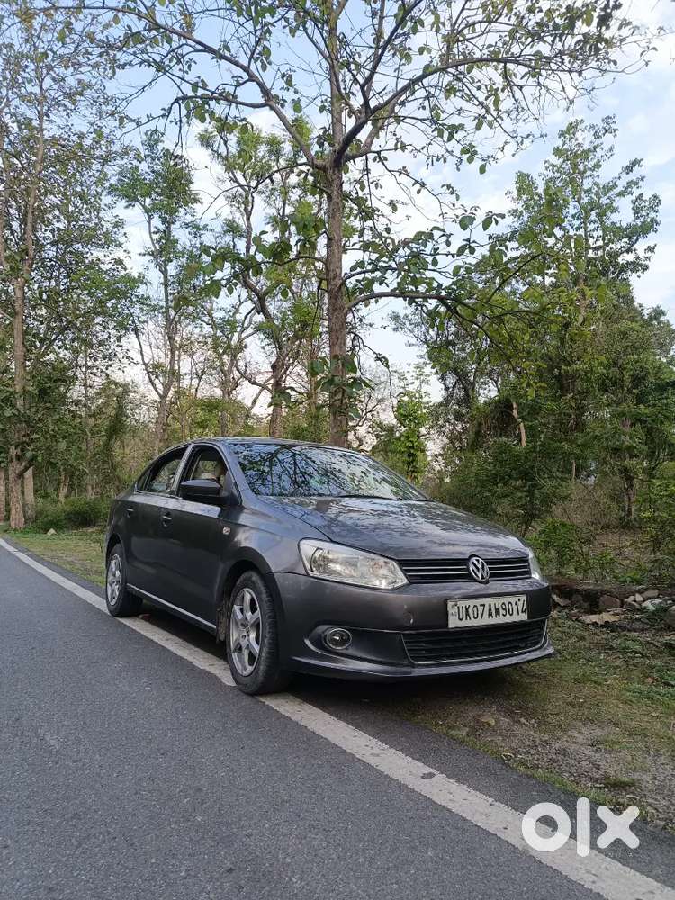 Volkswagen Vento  Highline 2013
