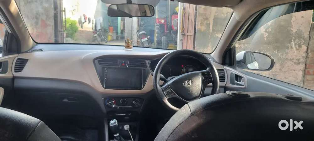 Hyundai I20 2016 Diesel Well Maintained.
