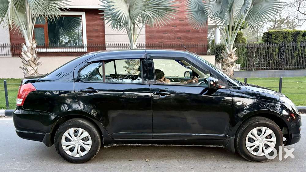 Maruti Suzuki Swift Dzire Vxi(o) Mt, 2011, Petrol