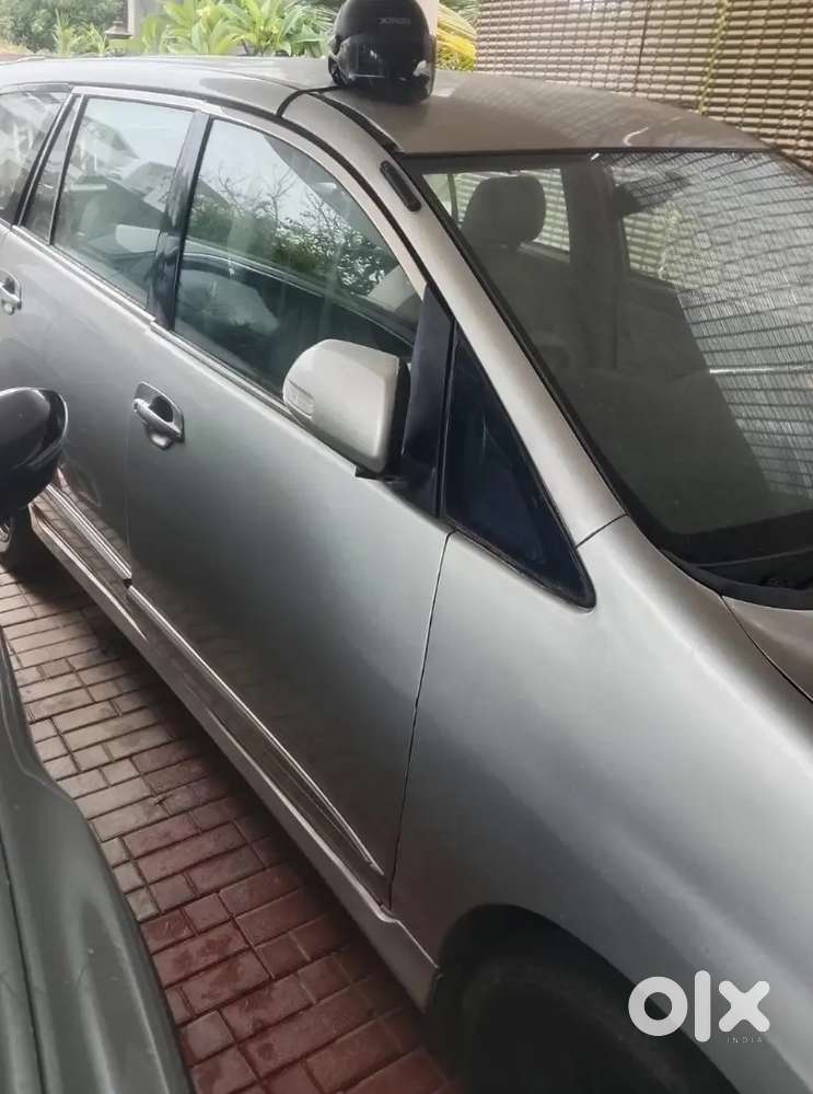Toyota Innova Diesel 2.5 7 Str 2009