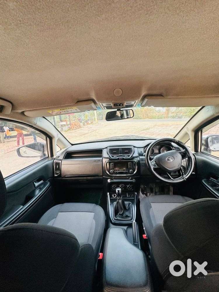 Tata Hexa 2.2 Xe 4x2 7 Str, 2018, Diesel