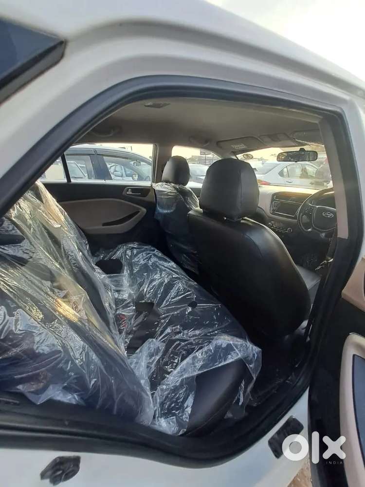 Hyundai I20 Petrol Top Model Asta Optional New Codition 19 Model