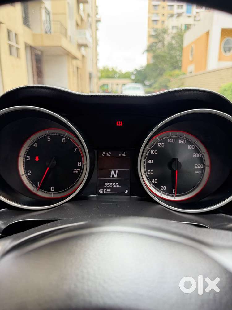 Maruti Suzuki Swift Amt Zdi, 2018, Petrol