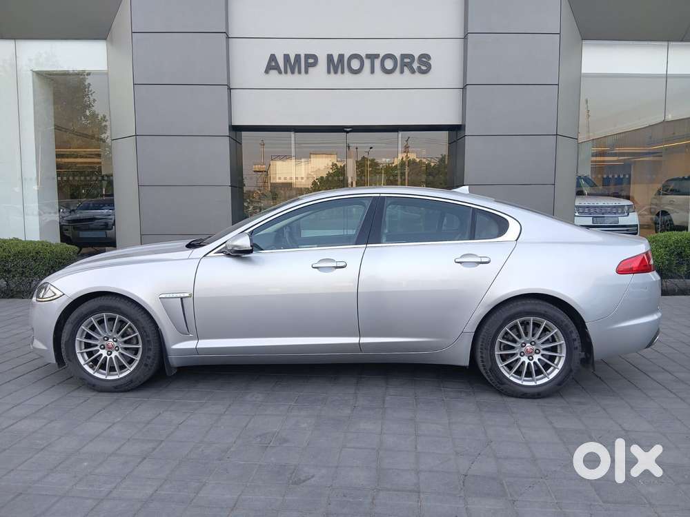 Jaguar Xe, 2014, Petrol