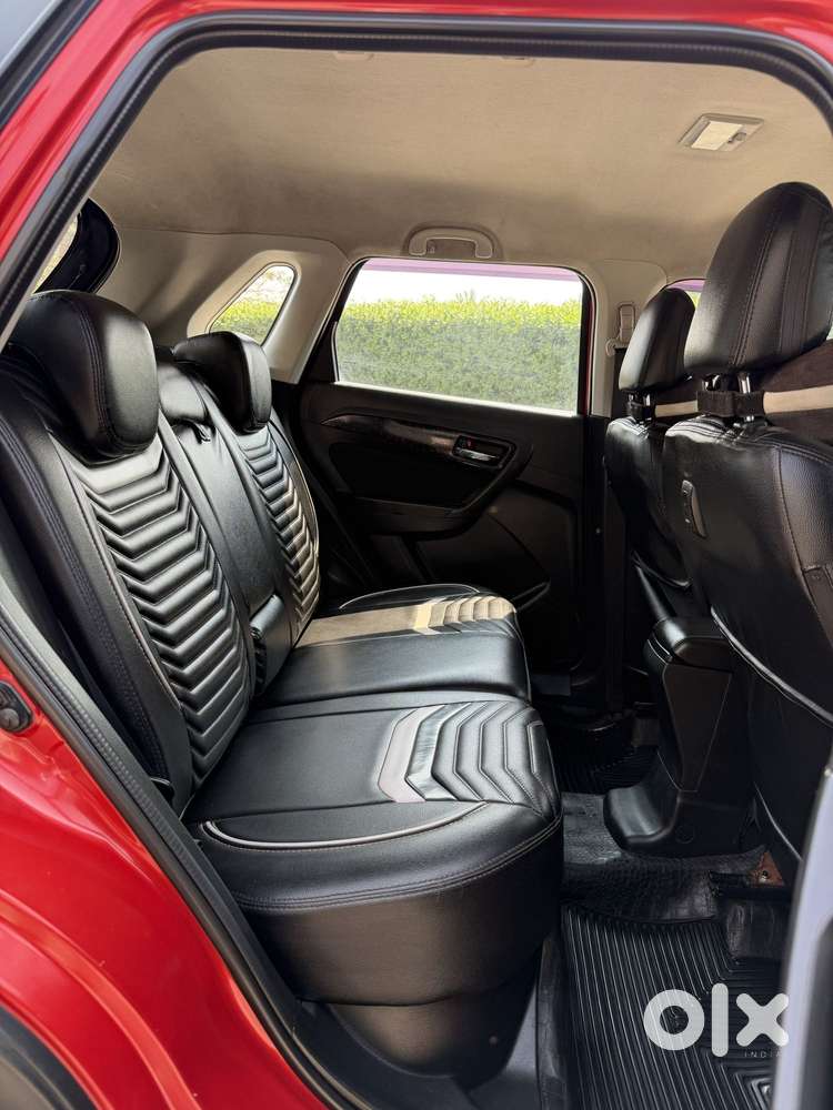 Maruti Suzuki Vitara Brezza Zdi+ Dual Tone Mt, 2019, Diesel