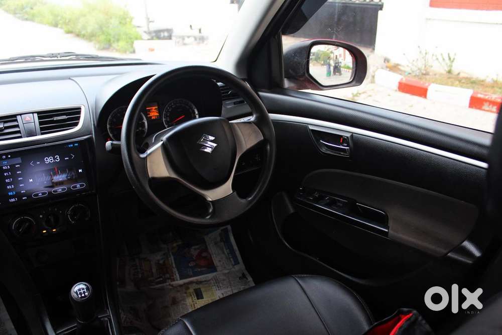Maruti Suzuki Swift Vxi + Manual, 2016, Petrol